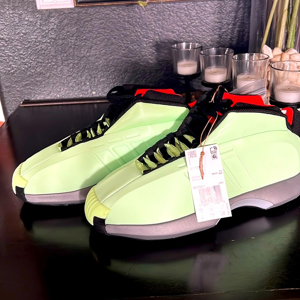 Adidas Crazy 1 men’s shoes. Never worn lime green sneakers. With extra laces